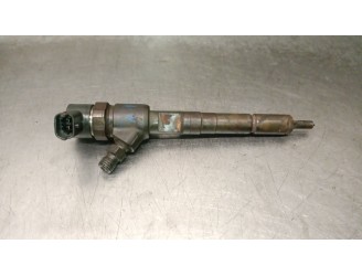 Recambio de inyector para chevrolet aveo 1.3 diesel cat referencia OEM IAM 0445110326  BOSCH