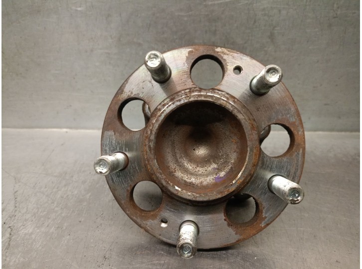 Recambio de mangueta trasera derecha para kia carens iv 1.7 crdi referencia OEM IAM 52730A4000 52730A4000 