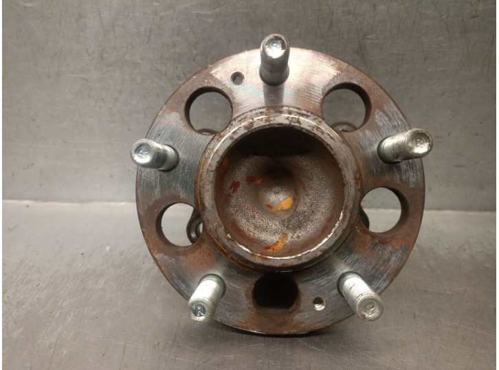 Recambio de mangueta trasera izquierda para kia carens iv 1.7 crdi referencia OEM IAM 52730A4000 52730A4000 