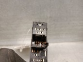 Recambio de mando elevalunas delantero izquierdo para bmw serie 3 berlina (e46) 320d referencia OEM IAM 6902184 61316902179 