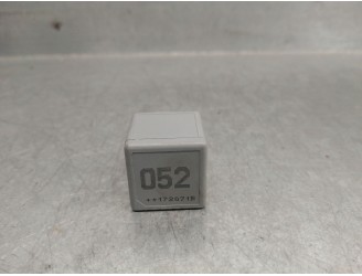 Recambio de rele para mercedes-benz vito furgoneta (w447) 109 cdi (447.601, 447.603, 447.605) referencia OEM IAM A0035421619  