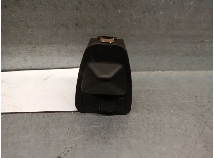 Recambio de mando retrovisor para bmw serie 3 berlina (e46) 320d referencia OEM IAM 61318373619 61318373691 