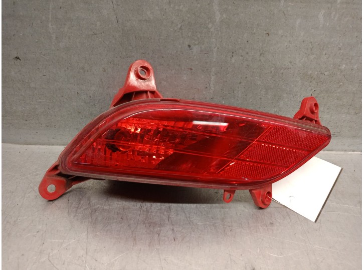 Recambio de faro antiniebla trasero izquierdo para kia carens iv 1.7 crdi referencia OEM IAM 92405A4100 92405A4100 