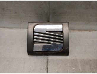 Recambio de anagrama para seat ibiza (6k) 1.6 referencia OEM IAM 6K6853601 1F 