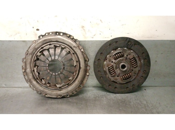 Recambio de kit embrague para chevrolet aveo 1.3 diesel cat referencia OEM IAM 55572383 55572383 luk