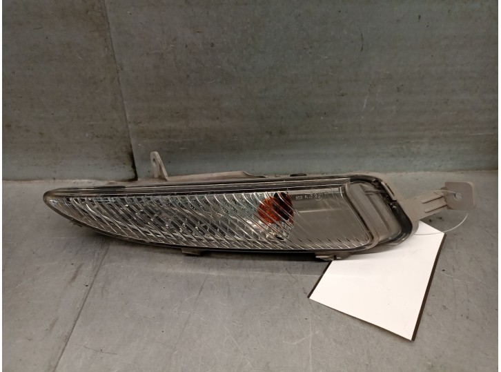 Recambio de piloto delantero derecho para opel astra j lim. 1.6 cdti dpf referencia OEM IAM 13367143 1226161 