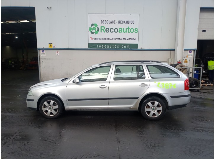 skoda octavia combi (1z5) del año 2005