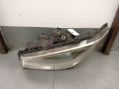 Recambio de faro izquierdo para renault megane ii berlina 5p 1.6 16v referencia OEM IAM 8200073220J 260604235R 