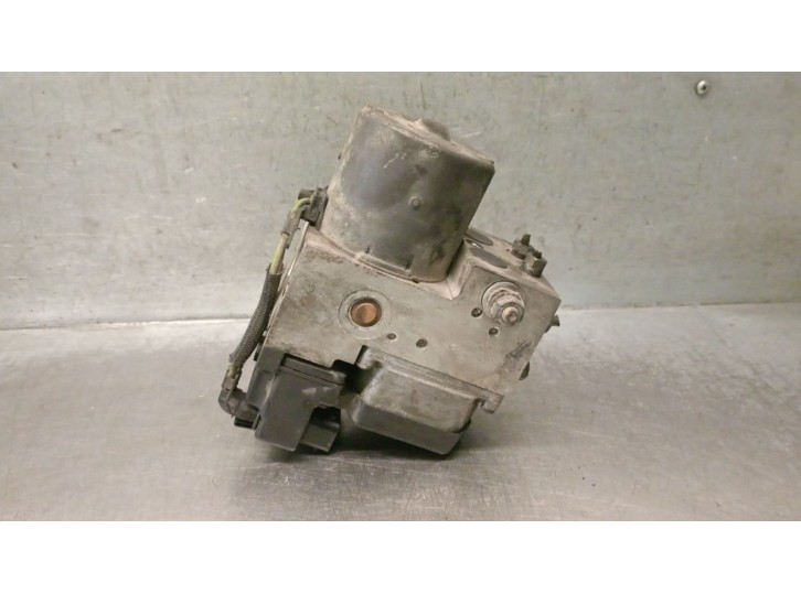 Recambio de abs para opel zafira a 1.8 16v cat referencia OEM IAM 90581418 5530101 0265220531 BOSCH