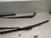 Replacement front right wiper arm for Toyota Corolla (E12) 2.0 D-CAT OEM IAM reference 8521102110 8521102110 