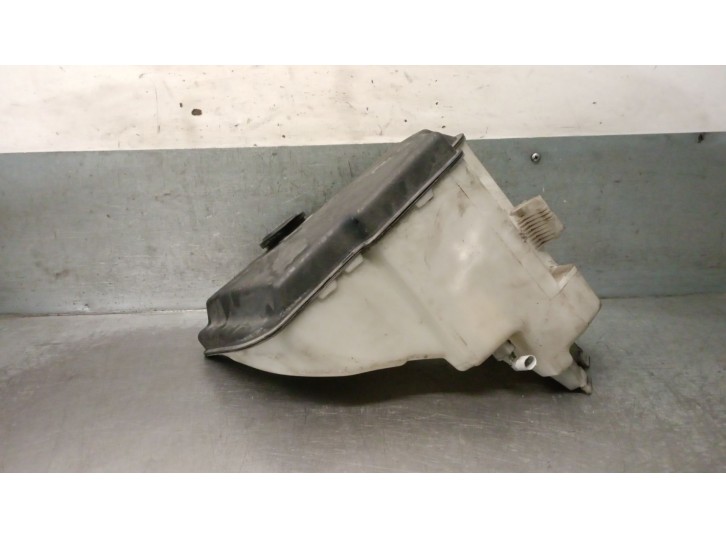 Recambio de deposito limpia para bmw serie 3 berlina (e46) 320d referencia OEM IAM 61667007970 61677008057 