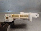 Recambio de caja reles / fusibles para toyota auris 1.8 16v cat referencia OEM IAM 8273012T70  