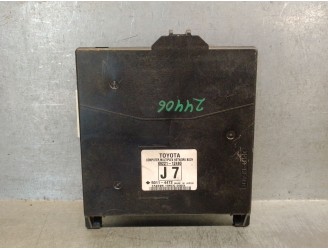 Recambio de caja reles / fusibles para toyota auris 1.8 16v cat referencia OEM IAM 8922112480  