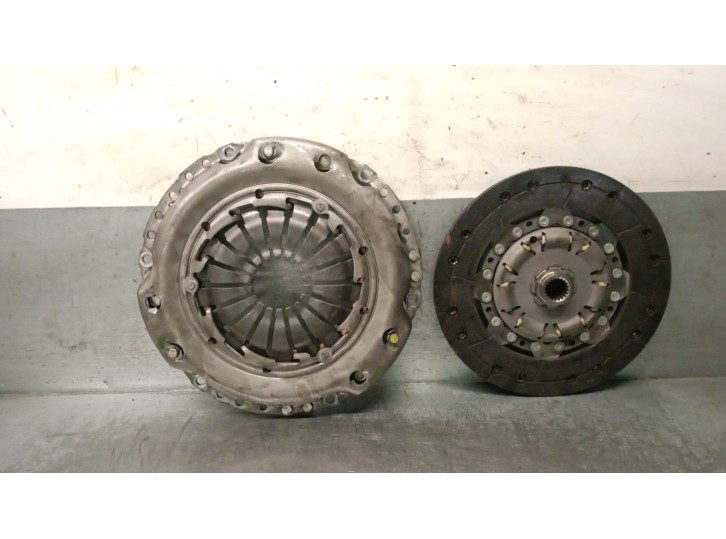 Recambio de kit embrague para opel astra h berlina 1.7 16v cdti referencia OEM IAM 95518833 1629113 LUK