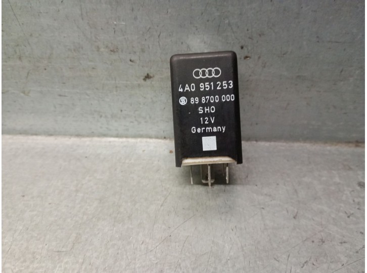 Recambio de rele para audi a6 berlina (c4) 2.6 referencia OEM IAM 4A0951253  
