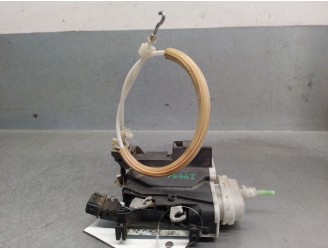 Recambio de cerradura puerta delantera izquierda para audi a6 berlina (c4) 2.6 referencia OEM IAM 4A1837015D 4A1837015G 