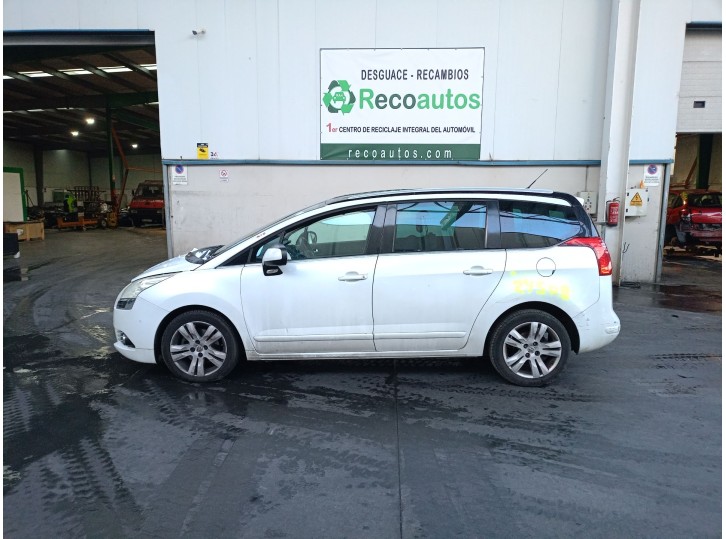 peugeot 5008 (0u_, 0e_) del año 2012