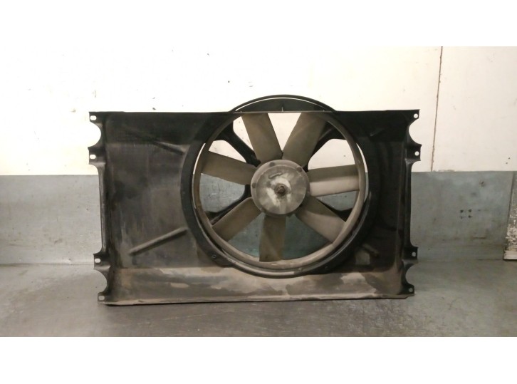 Recambio de electroventilador para seat ibiza (6k) 1.6 referencia OEM IAM 0130107269 357959455L 0130107269 BOSCH