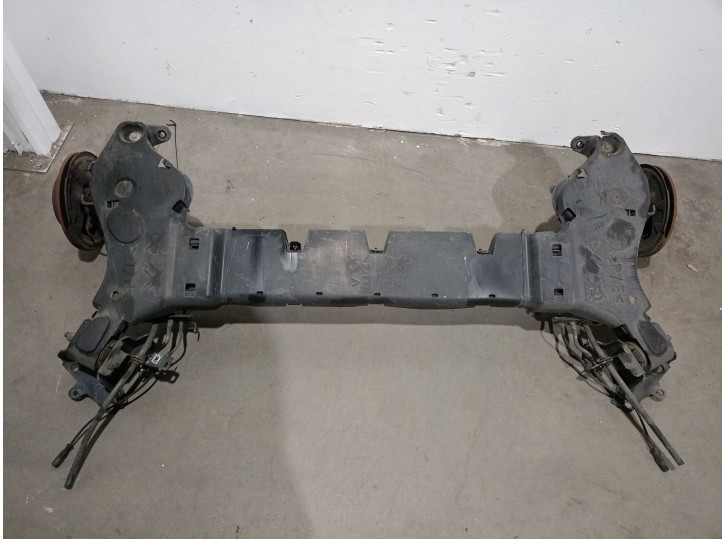 Recambio de puente trasero para renault megane iv berlina 5p 1.5 dci diesel fap energy referencia OEM IAM K9KG656 
