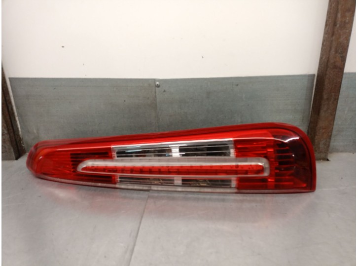 Replacement right rear light for Ford Focus C-Max (CAP) 1.6 TDCi CAT OEM IAM reference 1619507 1619507 