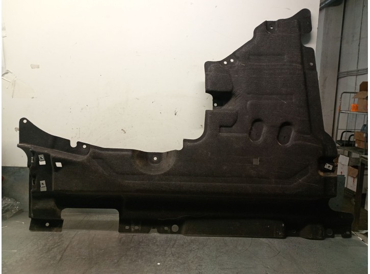 Recambio de cubrecarter para land rover defender station wagon (l663) d250 mhev 4x4 referencia OEM IAM LR131730 LR131730 