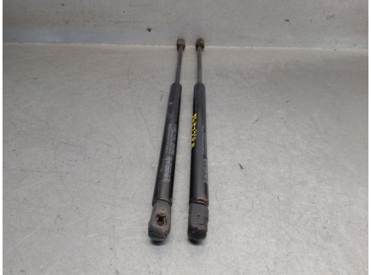 Replacement boot / tailgate gas struts for Fiat Stilo (192) 1.9 JTD CAT OEM IAM reference 08450550 46784994 