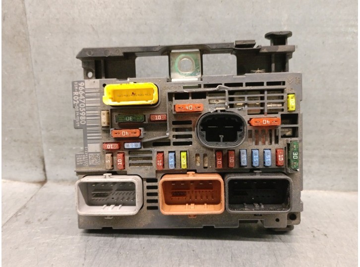 Recambio de caja reles / fusibles para citroën c5 berlina 2.0 hdi fap referencia OEM IAM 9664705980 9664705980 
