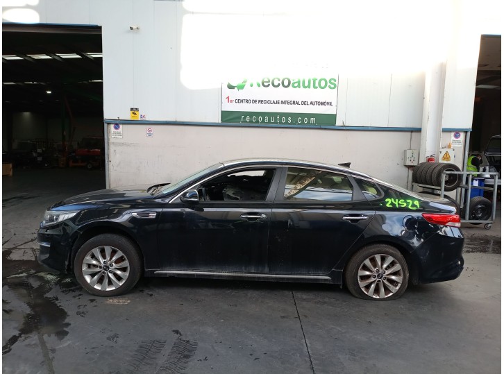 Kia Optima from the year 2017