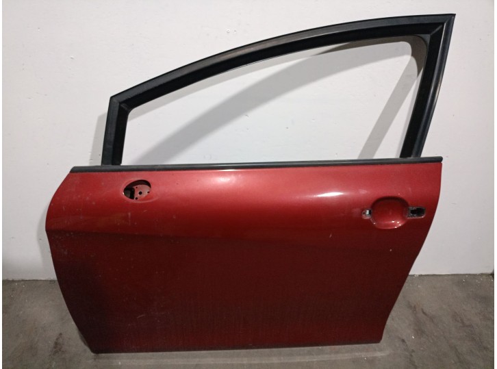 Recambio de puerta delantera izquierda para seat leon (1p1) 1.6 tdi referencia OEM IAM 1P0831055A 1P0831055A 