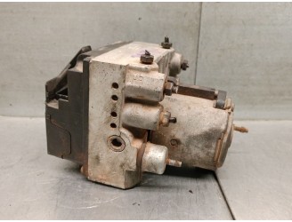 Recambio de abs para audi a6 berlina (c4) 2.6 referencia OEM IAM 8D0614111  0265214002 BOSCH