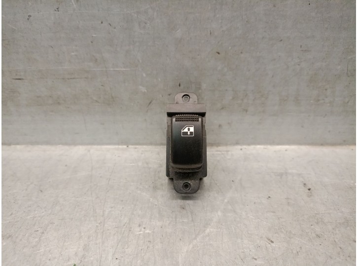 Replacement rear right window lift switch for Kia Picanto 1.1 CAT OEM IAM reference 9357820000 
