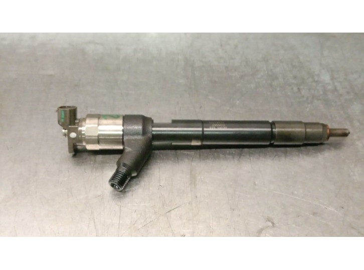 Replacement injector for Opel Astra J Lim. 1.6 CDTi DPF OEM IAM reference 55578075 03S16127 DENSO