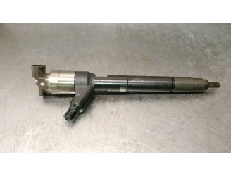 Replacement injector for Opel Astra J Lim. 1.6 CDTi DPF OEM IAM reference 55578075 03S16147 DENSO