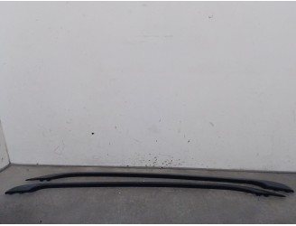 Recambio de portaequipajes para skoda yeti (5l) 2.0 tdi referencia OEM IAM 5L0860025B 5L0860026B 