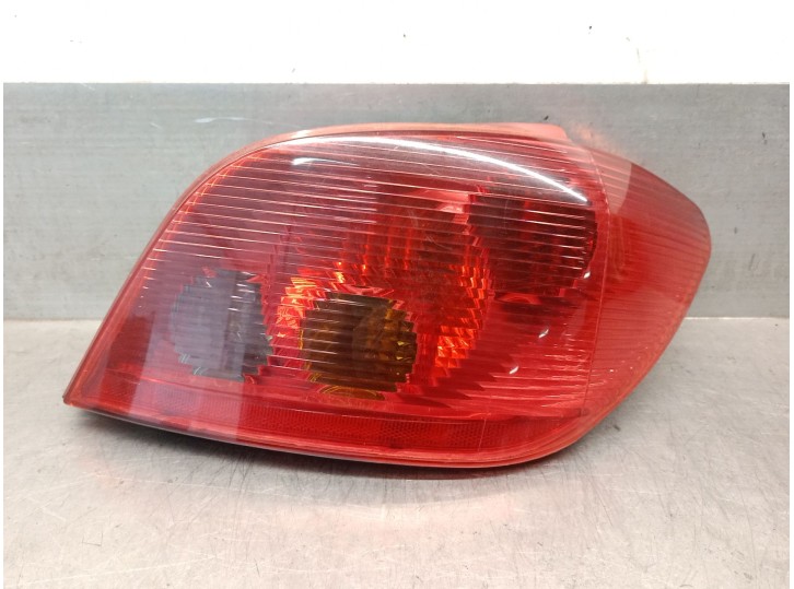 Recambio de piloto trasero derecho para peugeot 307 (s1) xsi referencia OEM IAM 96343705JE 6351P3 