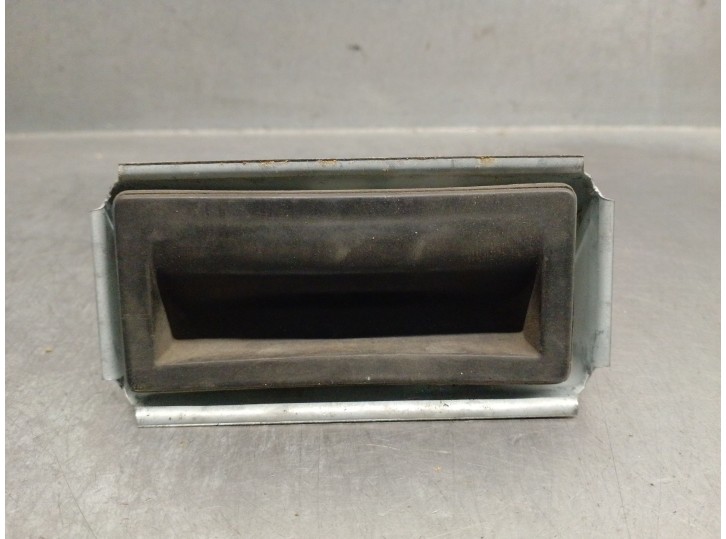 Recambio de maneta exterior porton para skoda yeti (5l) 2.0 tdi referencia OEM IAM 5L0827229A 5L0827229A 