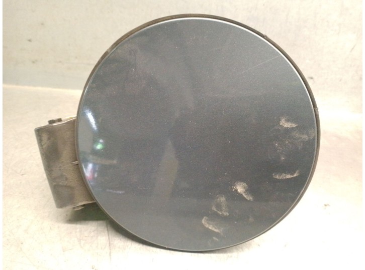 Recambio de tapa exterior combustible para skoda yeti (5l) 2.0 tdi referencia OEM IAM 5L6809857 5L6809857 