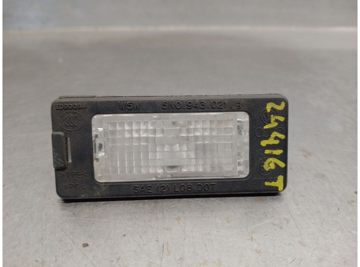 Recambio de piloto matricula para skoda yeti (5l) 2.0 tdi referencia OEM IAM 5N0943021B 5N0943021B 