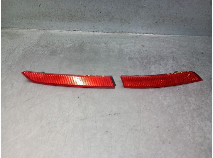 Recambio de piloto trasero derecho paragolpes para volkswagen passat b8 (3g2, cb2) 2.0 tdi referencia OEM IAM 3G0945104A 3G09451