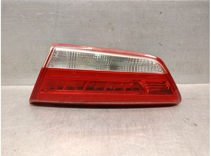 Replacement right tailgate rear light for Kia Optima 1.7 CRDi CAT OEM IAM reference 92404D4250 92404D4250 