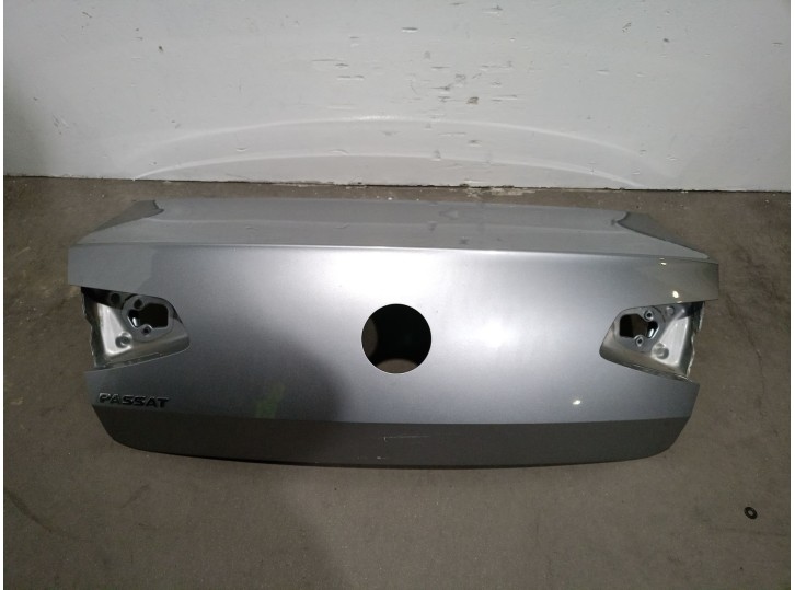 Recambio de porton trasero para volkswagen passat b8 (3g2, cb2) 2.0 tdi referencia OEM IAM 3G5827025A 3G5827025A 