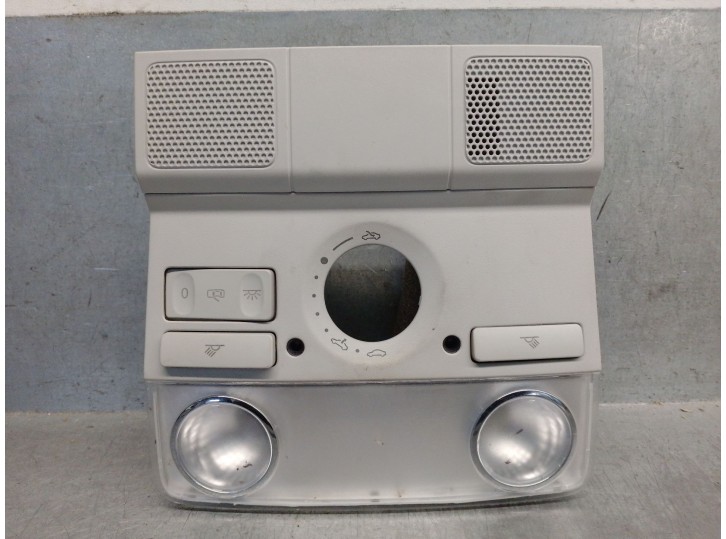 Recambio de luz interior para skoda yeti (5l) 2.0 tdi referencia OEM IAM 3T0947105 3T0947105 