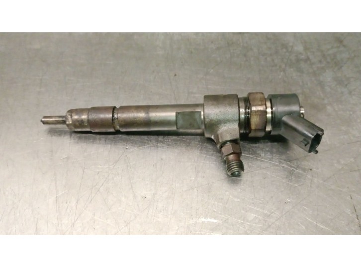 Recambio de inyector para fiat stilo (192) 1.9 jtd cat referencia OEM IAM 0445110119  0445110119 BOSCH