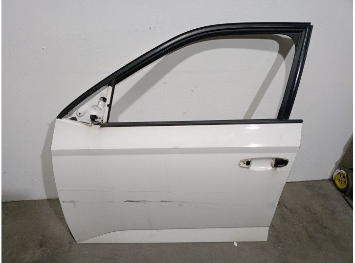 Recambio de puerta delantera izquierda para skoda fabia iii (nj3) 1.0 referencia OEM IAM 6V0831055A 6V0831055A 