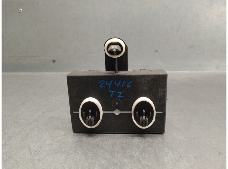 Recambio de modulo confort para skoda yeti (5l) 2.0 tdi referencia OEM IAM 7N0959795E 7N0959795E 2840099410300 CONTINENTAL