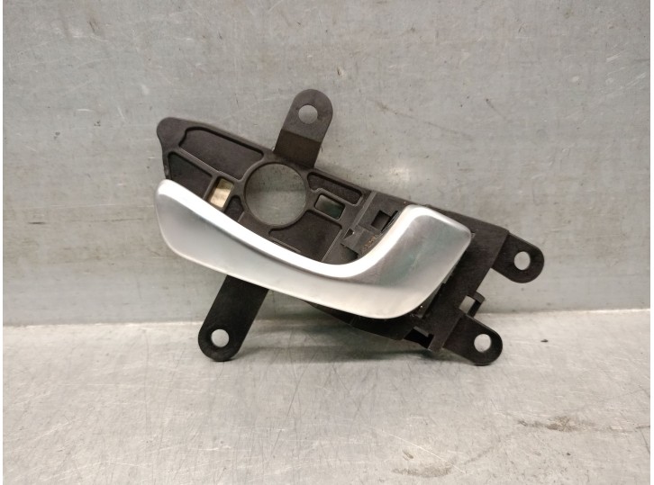 Recambio de maneta interior delantera derecha para kia optima 1.7 crdi cat referencia OEM IAM 82620D4030SA1 82620D4030SA1 