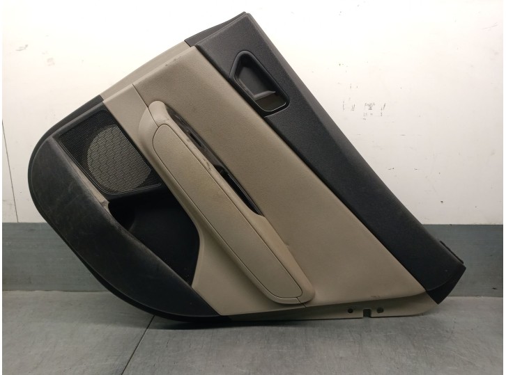 Recambio de guarnecido puerta trasera derecha para kia optima 1.7 crdi cat referencia OEM IAM 83308D4030BJZ 83308D4030BJZ 