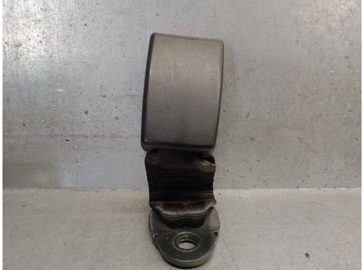 Recambio de enganche cinturon delantero derecho para skoda yeti (5l) 2.0 tdi referencia OEM IAM 5L6857739 5L6857739 