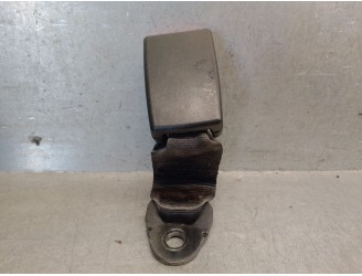 Recambio de enganche cinturon trasero central para skoda yeti (5l) 2.0 tdi referencia OEM IAM 5L6857739 5L6857739 