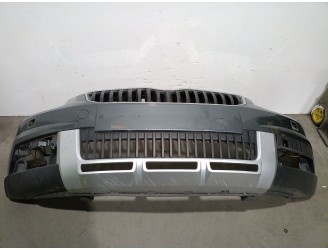 Recambio de paragolpes delantero para skoda yeti (5l) 2.0 tdi referencia OEM IAM 5L0807221P 5L0807221P 